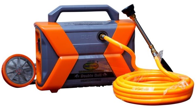 Double Bull Battery Operated Sprayer & Car Washer